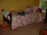 Pr. of twin beds