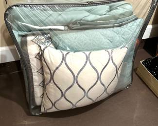 Queen size mint green comforter with pillows, $35