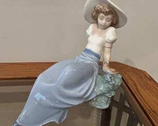NAO Lladro "Listening To The Bird's Song", 5.75"H x 6.5"W, $40