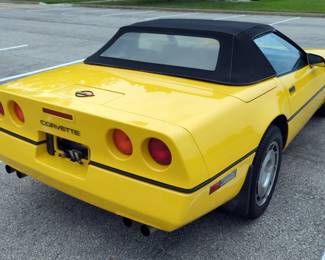 1986 Chevrolet Corvette Convertible Indianapolis 500 Pace Car Edition