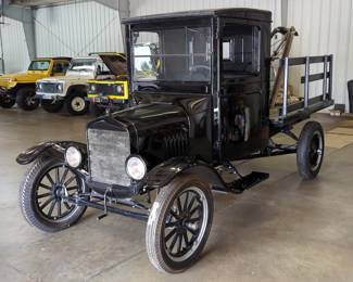1923 Ford Model TT Wrecker Truck With Weaver 3-Ton Auto Crane And Rajo Overhead Valve Engine