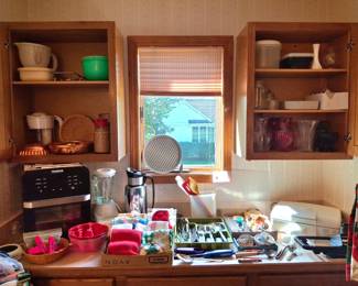 More Kitchen Goods!