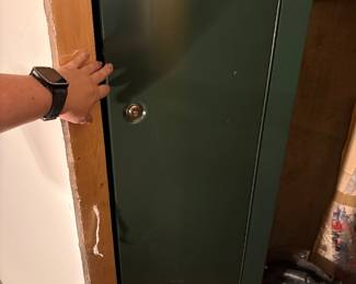 Homsafe small upright safe
