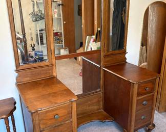 Beautiful antique vanity