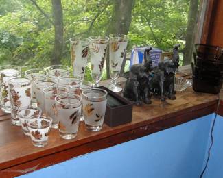 Wheat Glasses, Elephant bookends