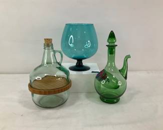 The Vintage Pour