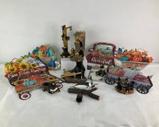 Bear Foots & Fall Decor