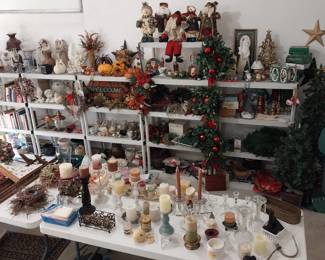 Christmas, holiday decor, candles, chicken decor, oil lamps