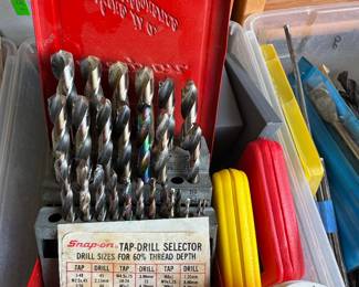 Snap-on drill bit set