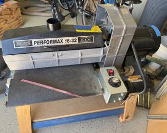 Performax 16-32 sander