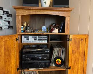 Oak Media Storage Cabinet / POLK Audio S4 Bookshelf Speakers