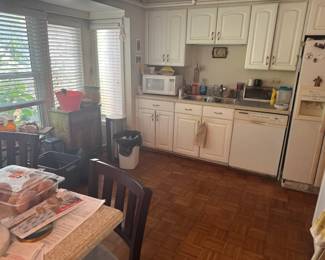 Kitchen Appliances, Small Appliances, Dining Furniture, Cookware & Kitchenware