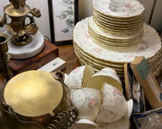 Mikasa "Remembrance" Ivory Bone China, Japan