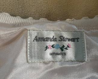 Amanda Stewart