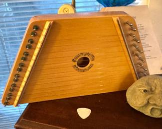 15-String Wooden Lap Harp/Zither