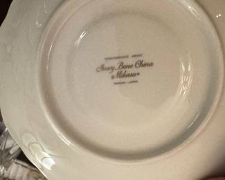 Mikasa "Remembrance" Ivory Bone China, Japan