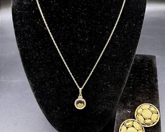 Gold Nugget Filled Bezel Pendant Necklace & Puccini Round Clip-on Earrings