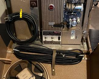 Kodascope Pageant Sound Projector Model AV-073