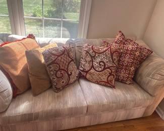 Rowe Queen Hide-a-bed Sofa