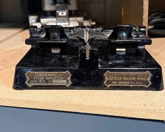 Griswold Model R-2 Film Splicer