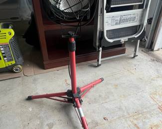 Craftsman 1000W Halogen Tripod Work Light