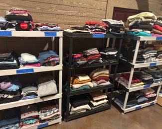 Women’s Clothes XS-XL (Lululemon, Altar’d State, Hollister, American Eagle, Gap Anthropologie)