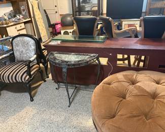 Accent tables, Armchairs, Ottoman