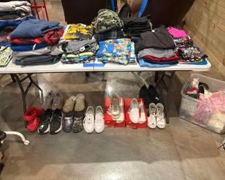 Children’s Clothes XS-XL (Nike, Under Armour)