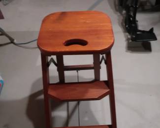 wood step stool