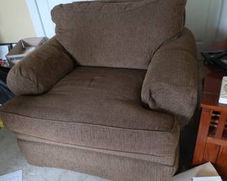 another view of chair