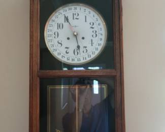 battery operated clock