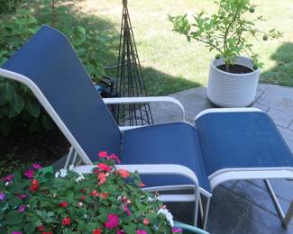 patio chair and hassock