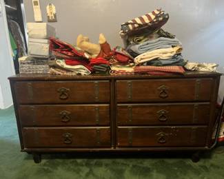 6-drawer dresser. It has a matching desk too.