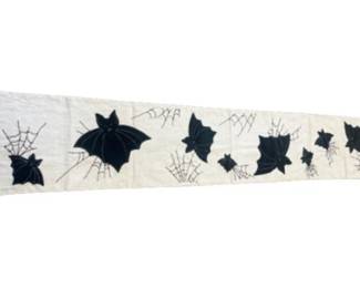Pottery Barn Halloween Linen Table Runner With Velvet Bats And Webs
