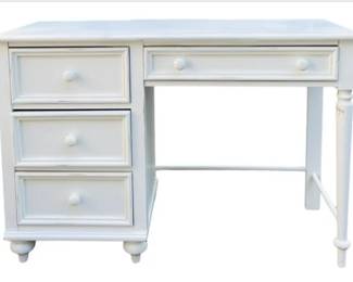 Stanley Young America Student Desk