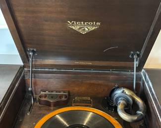 Working Victrola
