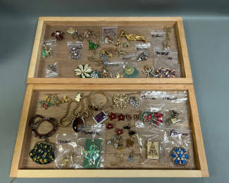 Lot 9: Costume Jewelry 
