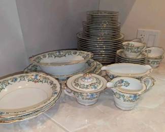 BO153VNoritake China Marcola Pattern