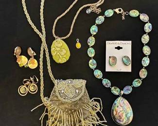 BO225AbaloneLike And Shades Of Green Costume Jewelry Featuring Vintage Beaded Mini Pouch