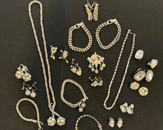 BO222Rhinestone Costume Jewelry