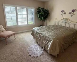 BO123V1980s Elliotts Design Bedroom Set