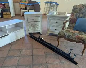 BO260Assortment Of Bedroom Furniture