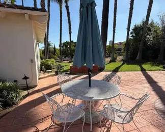 BO1019ft Vintage Style White Wrought Iron Outdoor Dining Set with Umbrella
