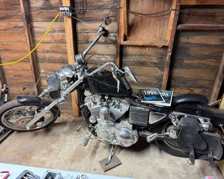 1998 HARLEY-DAVIDSON XLH 883 HUGGER