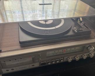 Lloyd’s Stereo 8 Recorder/Record Player