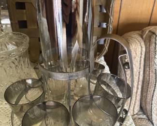 Mid Century Lustreware Silver Fade Pitcher and Glass Caddy Set