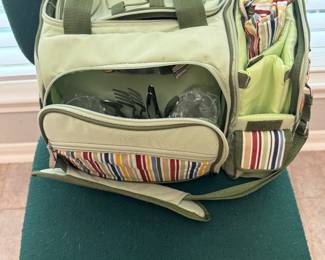 Nice picnic carrier
