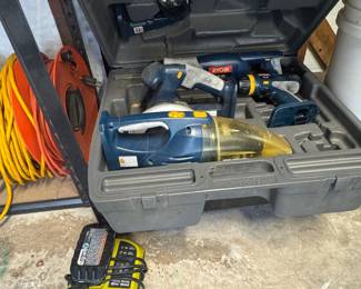 Complete Set of Drill/blower & battery