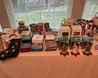 Pre-lit Xmas Tree & Handmade Quilt