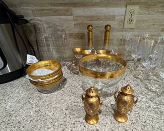 Vintage gold-rimmed bowls & glasses